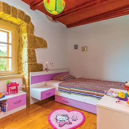 Ferienhaus Lovely In With Wifi *